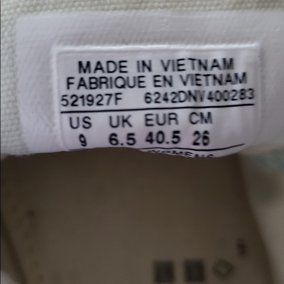 Converse - Picture 4 of 4